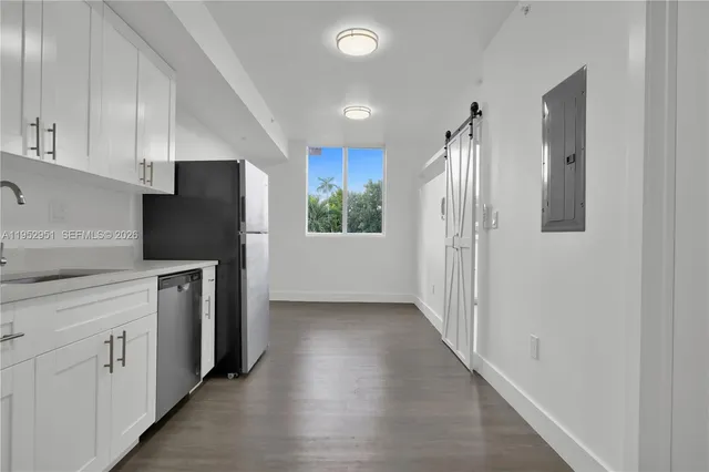 $1,550 | 1620 Northwest 18th Street, Unit 203, Miami, FL 33125