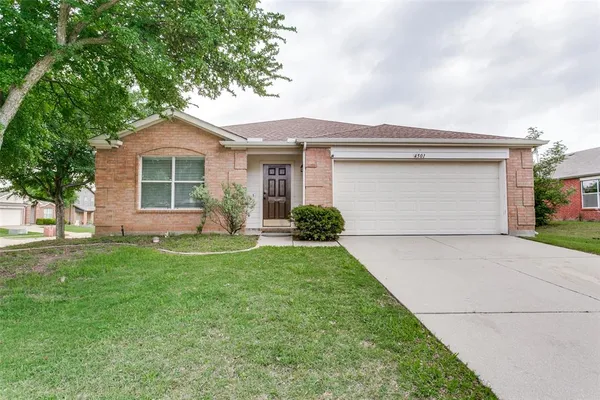 $325,000 | 4501 Claret Court, Denton, TX 76226