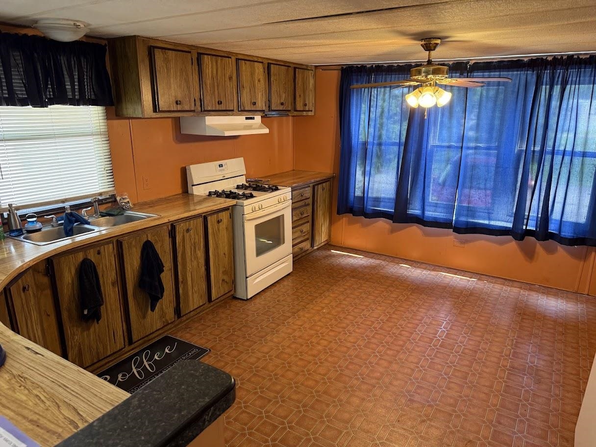 1599 North Port Washington Road, Unit N29 Grafton, WI 53024 - Photo 7 of 9