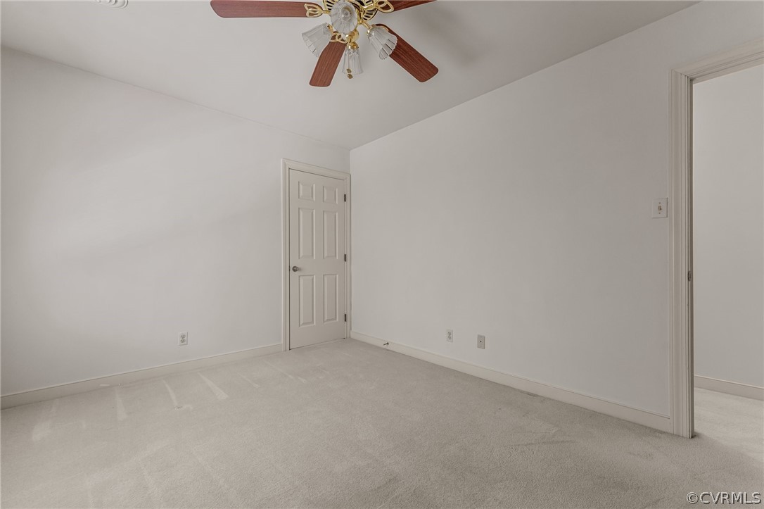 8758 Cardiff Road Chesterfield, VA 23236 - Photo 39 of 43