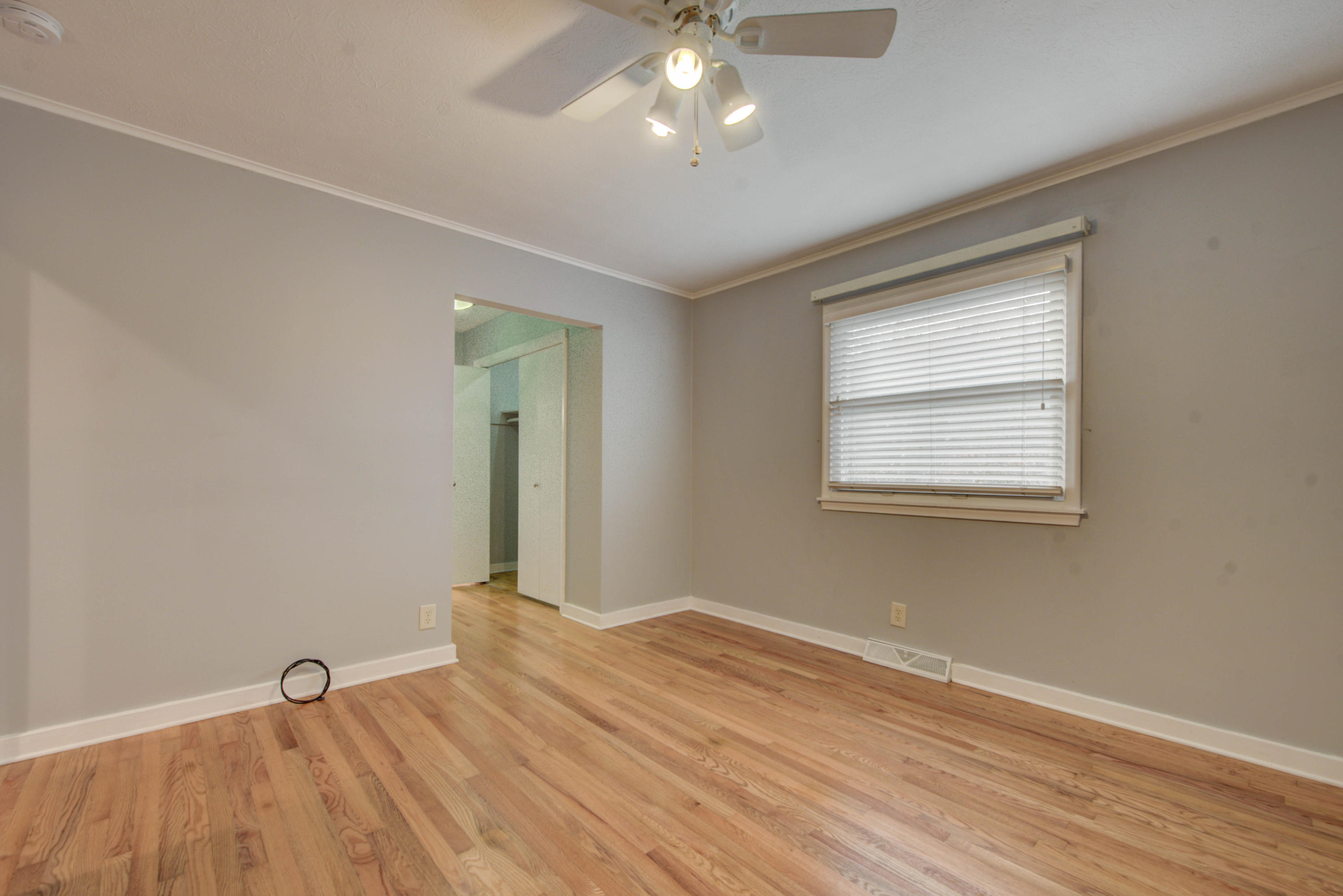 705 Riverbend Road Clinton, TN 37716 - Photo 15 of 37 Master Bedroom