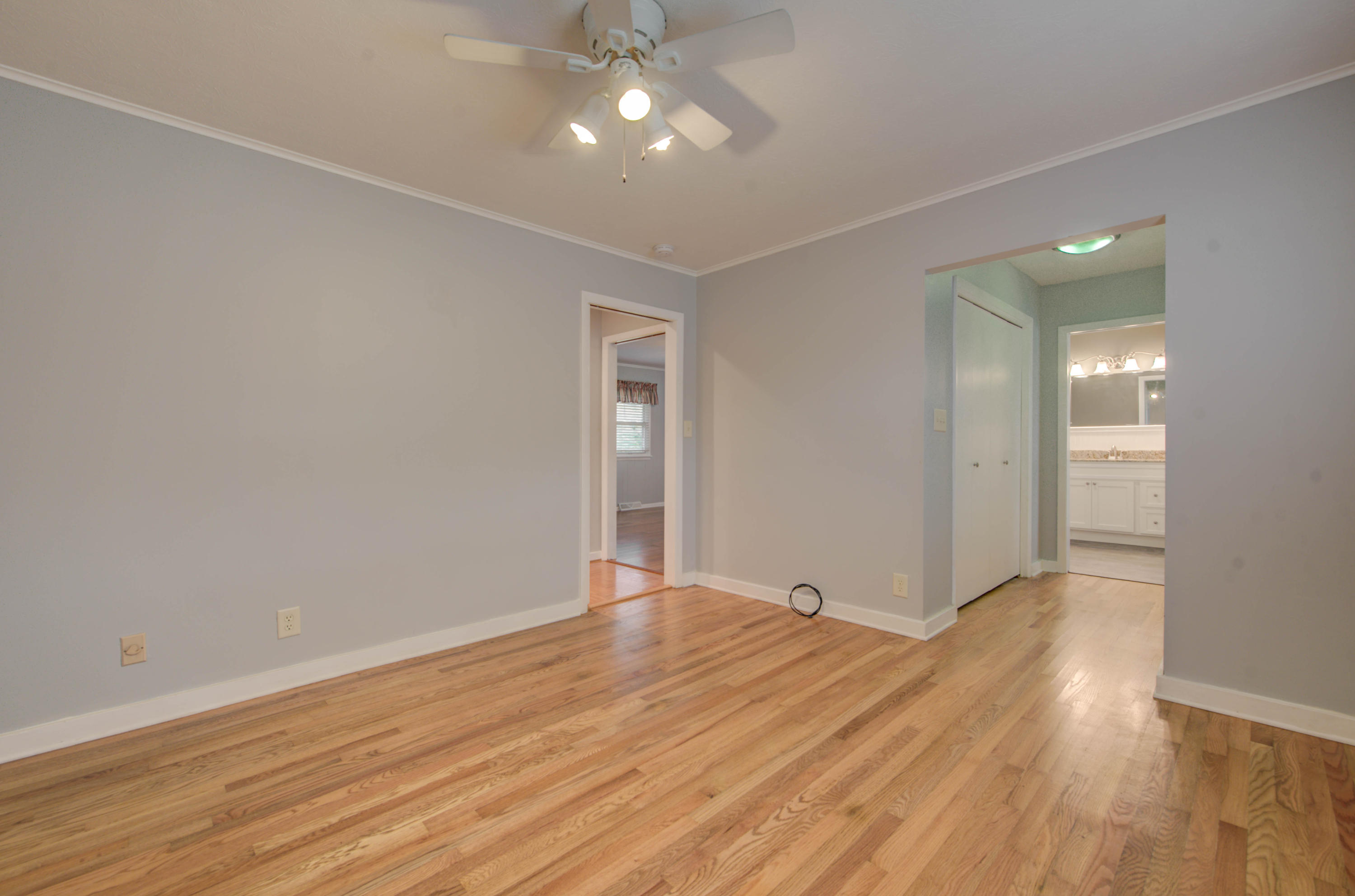 705 Riverbend Road Clinton, TN 37716 - Photo 16 of 37 Master Bedroom