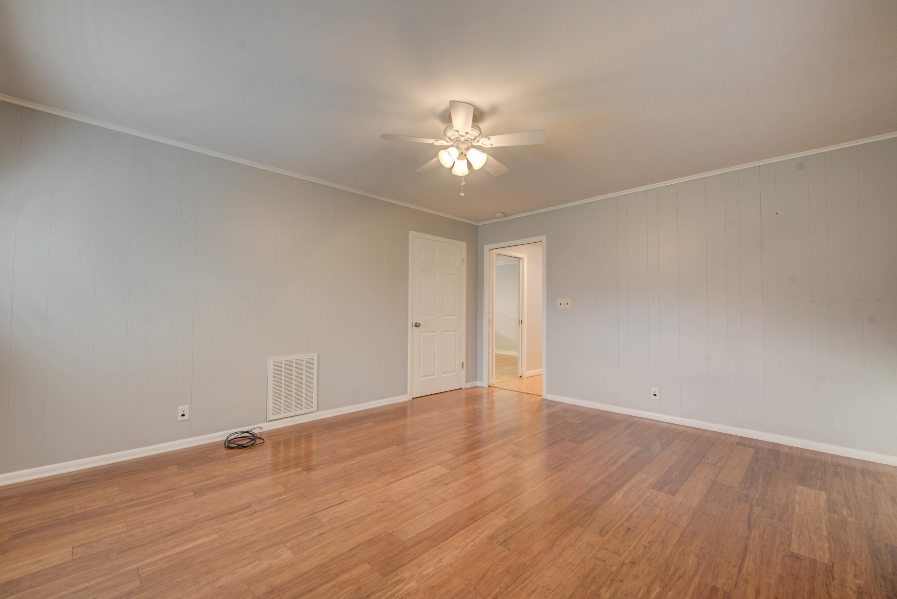 705 Riverbend Road Clinton, TN 37716 - Photo 21 of 37 Bedroom 4