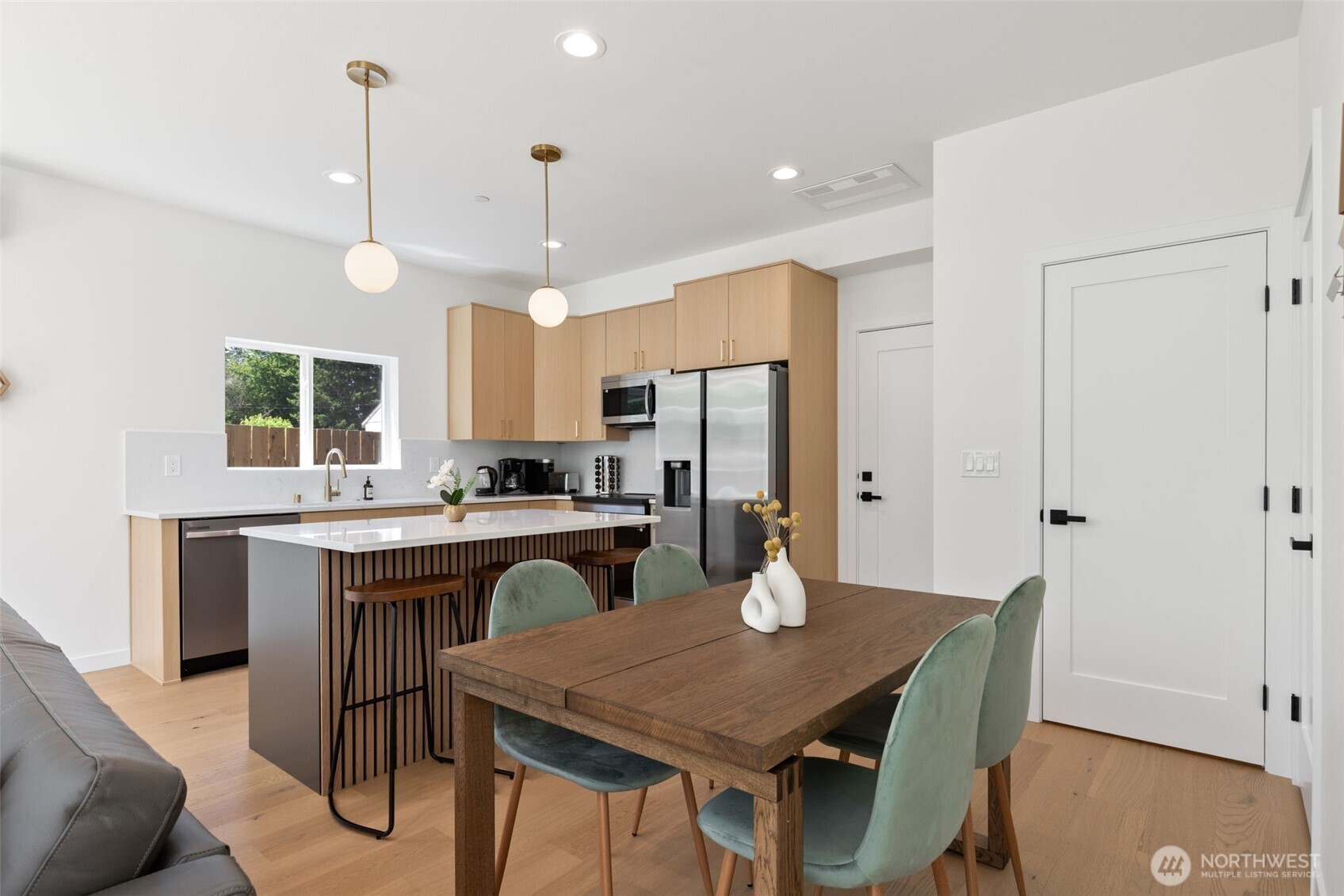 5349 South Fountain Street Seattle, WA 98178 - Photo 14 of 39