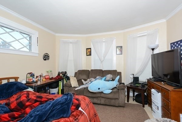 76 Fairhaven Road Worcester, MA 01606 - Photo 10 of 19 Gallery Image 10