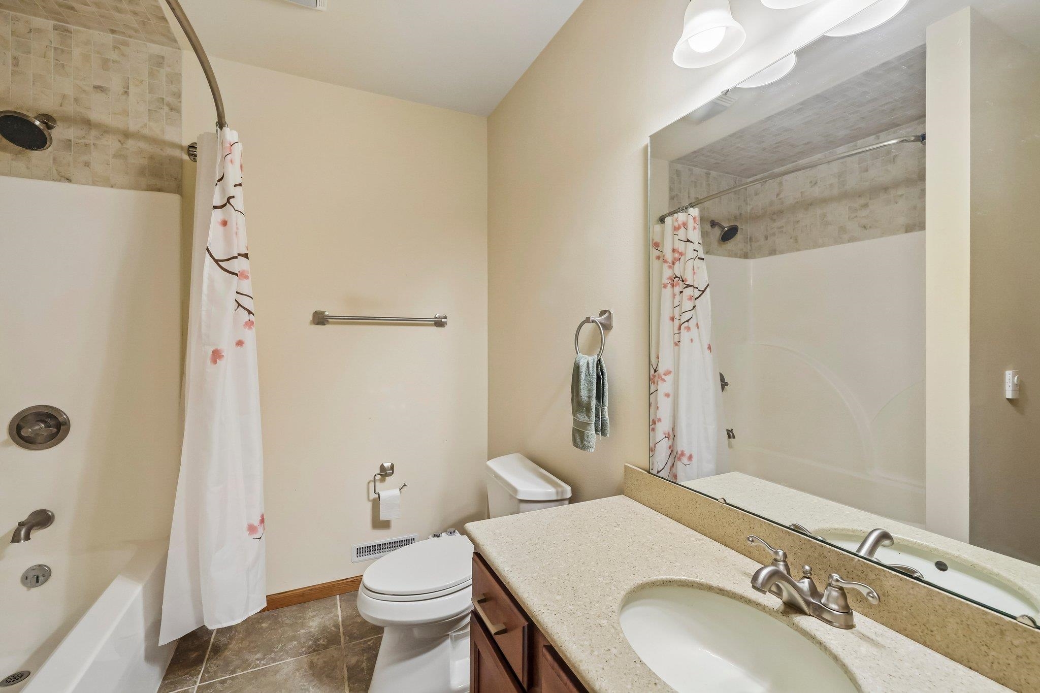 738 8th Street Prairie du Sac, WI 53578 - Photo 41 of 44