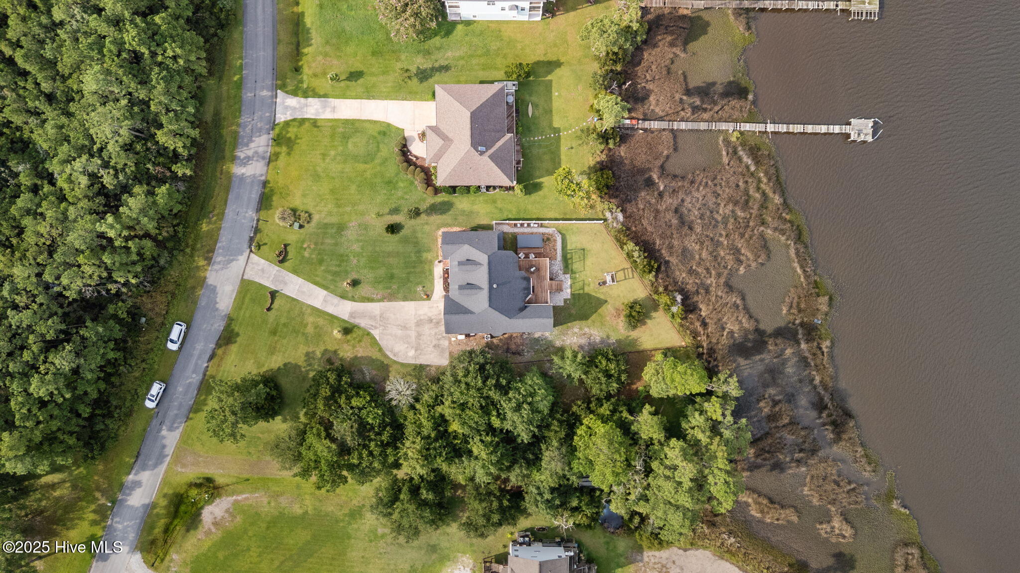 413 Pelican Harbor Road Beaufort, NC 28516 - Photo 4 of 30 Aerial Overhead