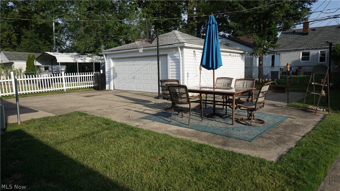 8317 Kenton Avenue Parma, OH 44129 - Photo 3 of 16