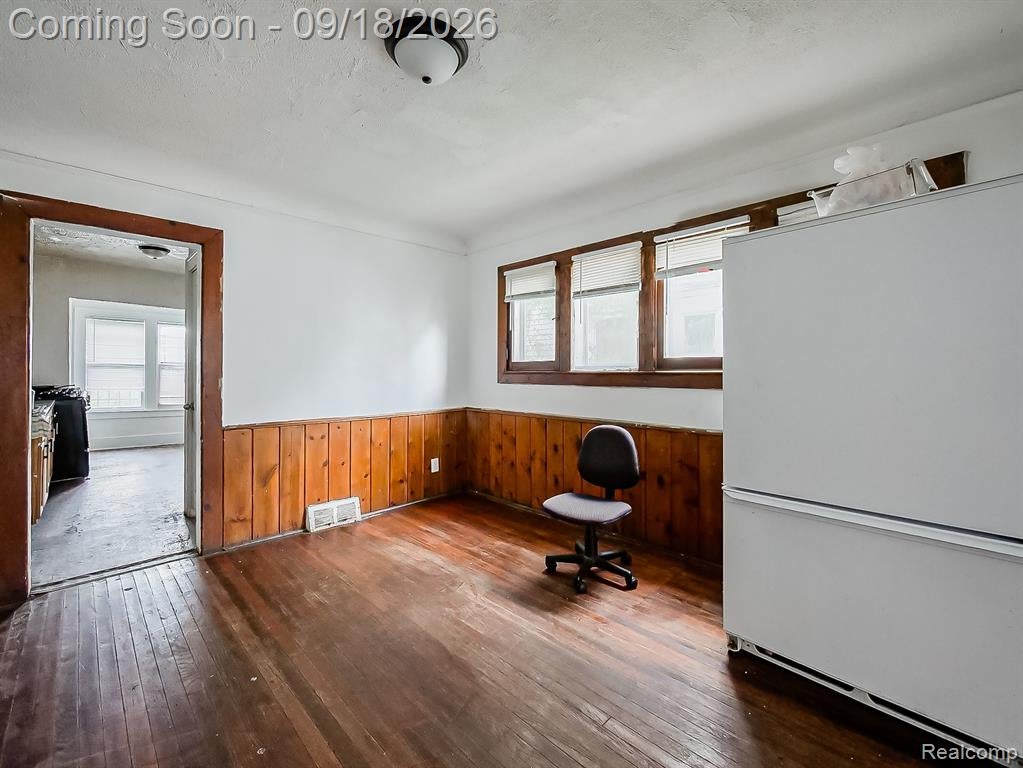 12778 Meyers Road Detroit, MI 48227 - Photo 4 of 26 Gallery Image 4