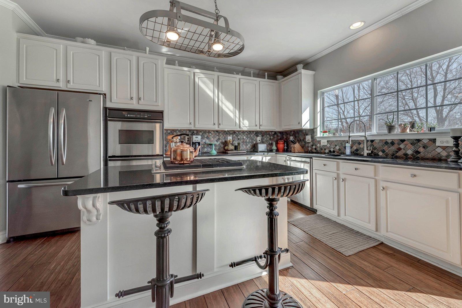 14404 Autumn Gold Road Boyds, MD 20841 - Photo 9 of 30 Gorgeous cameo tall cabinets, stainless appliances