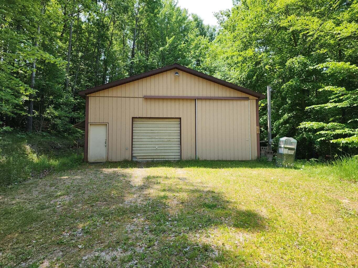 9292 16 Mile Road Rodney, MI 49342 - Photo 1 of 11 pb jehnsen