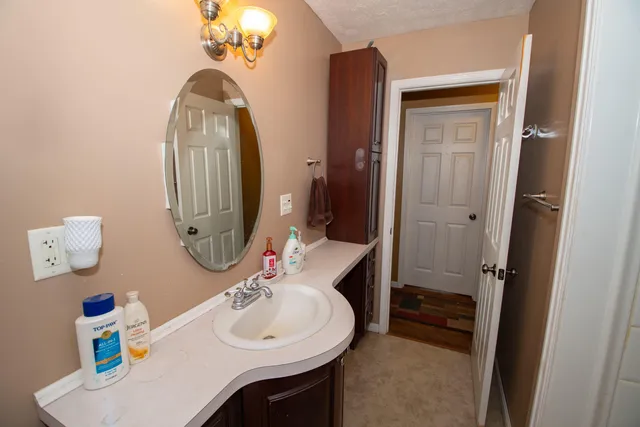 $275,000 | 69594 Anderson Road, Niles, MI 49120