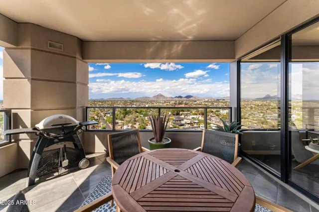 $869,000 | 1040 East Osborn Road, Unit 1103, Phoenix, AZ 85014