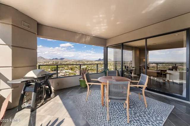$869,000 | 1040 East Osborn Road, Unit 1103, Phoenix, AZ 85014