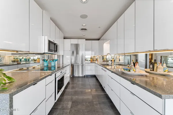 $849,000 | 1040 East Osborn Road, Unit 1103, Phoenix, AZ 85014