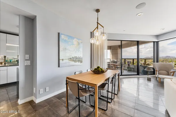 $849,000 | 1040 East Osborn Road, Unit 1103, Phoenix, AZ 85014