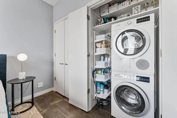 $849,000 | 1040 East Osborn Road, Unit 1103, Phoenix, AZ 85014