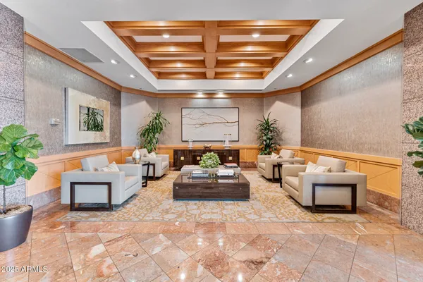 $849,000 | 1040 East Osborn Road, Unit 1103, Phoenix, AZ 85014