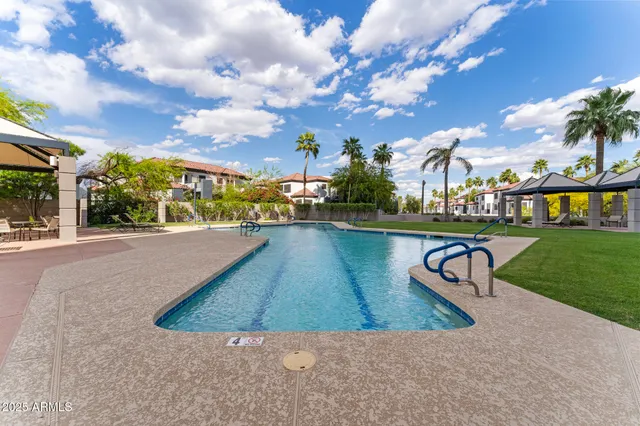 $869,000 | 1040 East Osborn Road, Unit 1103, Phoenix, AZ 85014