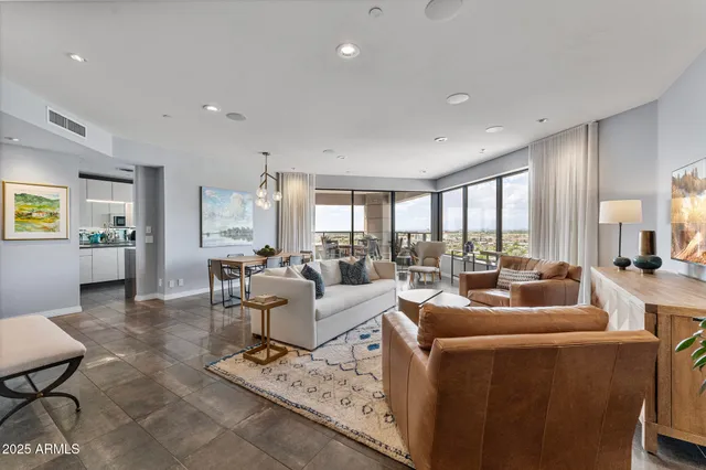 $869,000 | 1040 East Osborn Road, Unit 1103, Phoenix, AZ 85014