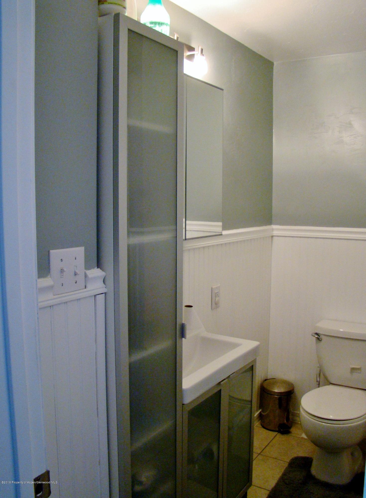 415 Ute Avenue Rifle, CO 81650 - Photo 8 of 23 Bathroom2