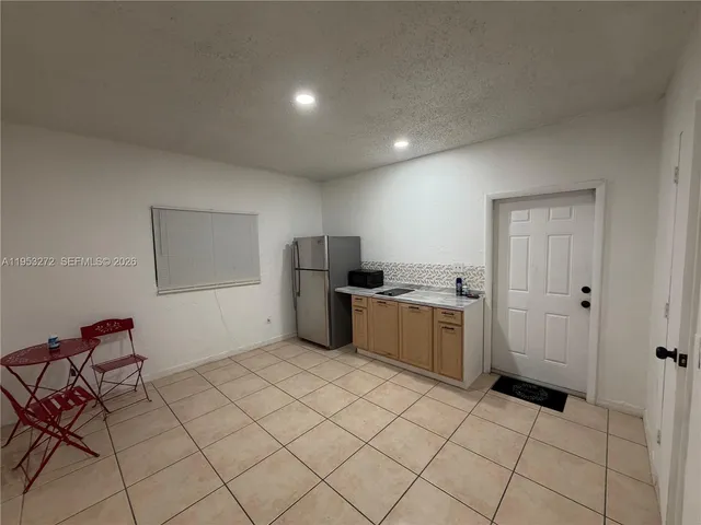 $1,300 | 16330 Southwest 107th Avenue, Unit B, Miami, FL 33157