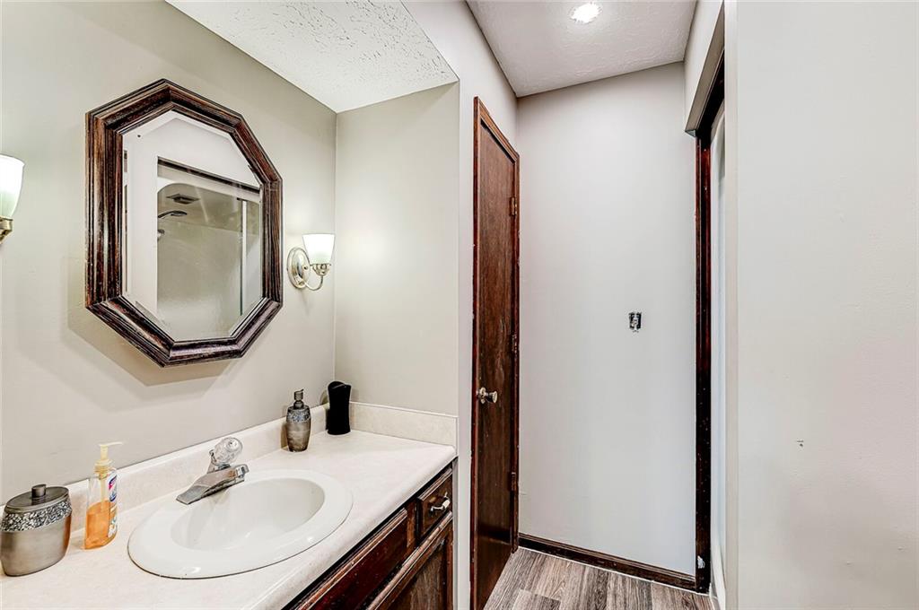 11237 Maze Road Indianapolis, IN 46259 - Photo 18 of 32 Gallery Image 18