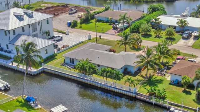 $1,425,000 | 2315 Edward Road, Palm Beach Gardens, FL 33410