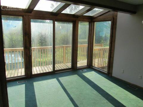 8150 North Nichols Road Flushing, MI 48433 - Photo 10 of 46 20257673-9.JPG