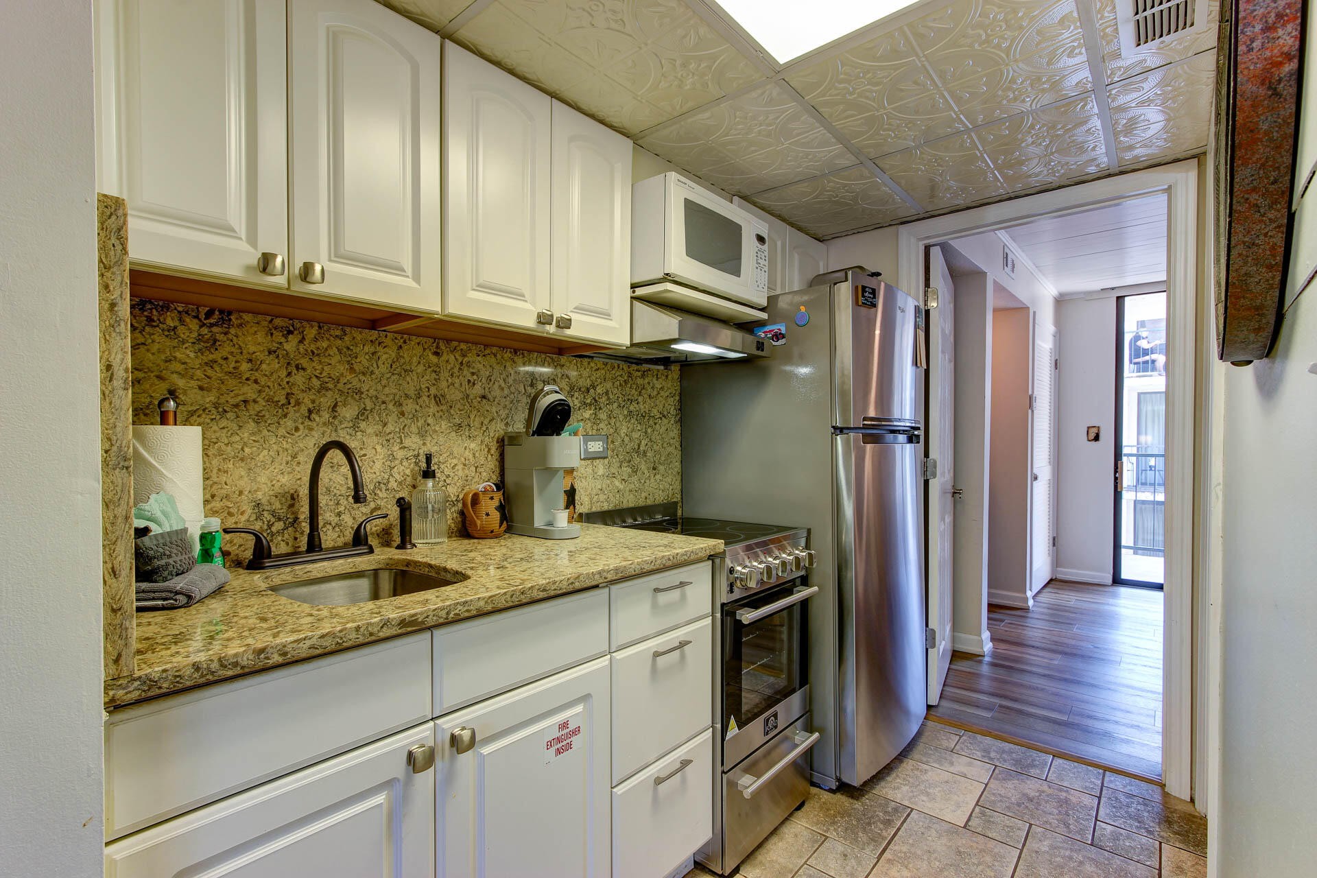 685 River Road, Unit 304 Gatlinburg, TN 37738 - Photo 14 of 32 Gallery Image 14