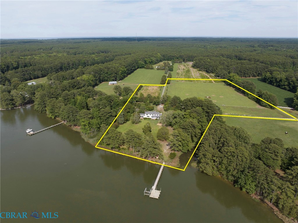 297 Greene Road Mathews, VA 23109 - Photo 7 of 59