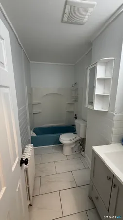 $2,100 | 29 Lincoln Place, Bristol, CT 06010