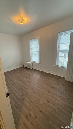 $2,100 | 29 Lincoln Place, Bristol, CT 06010