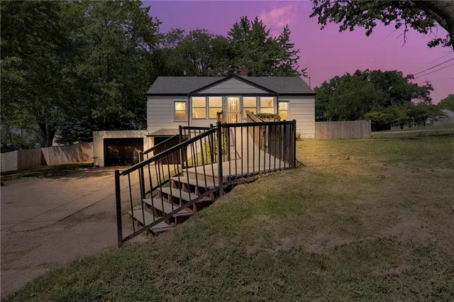 $185,000 | 4000 Crescent Avenue, Kansas City, MO 64133