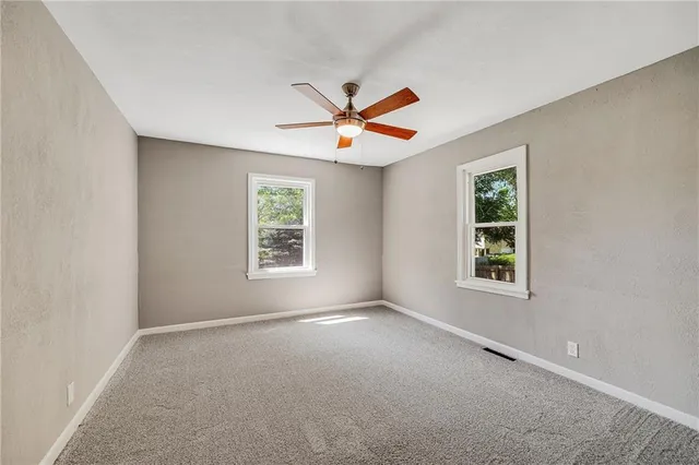 $185,000 | 4000 Crescent Avenue, Kansas City, MO 64133