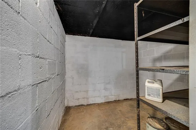 $185,000 | 4000 Crescent Avenue, Kansas City, MO 64133