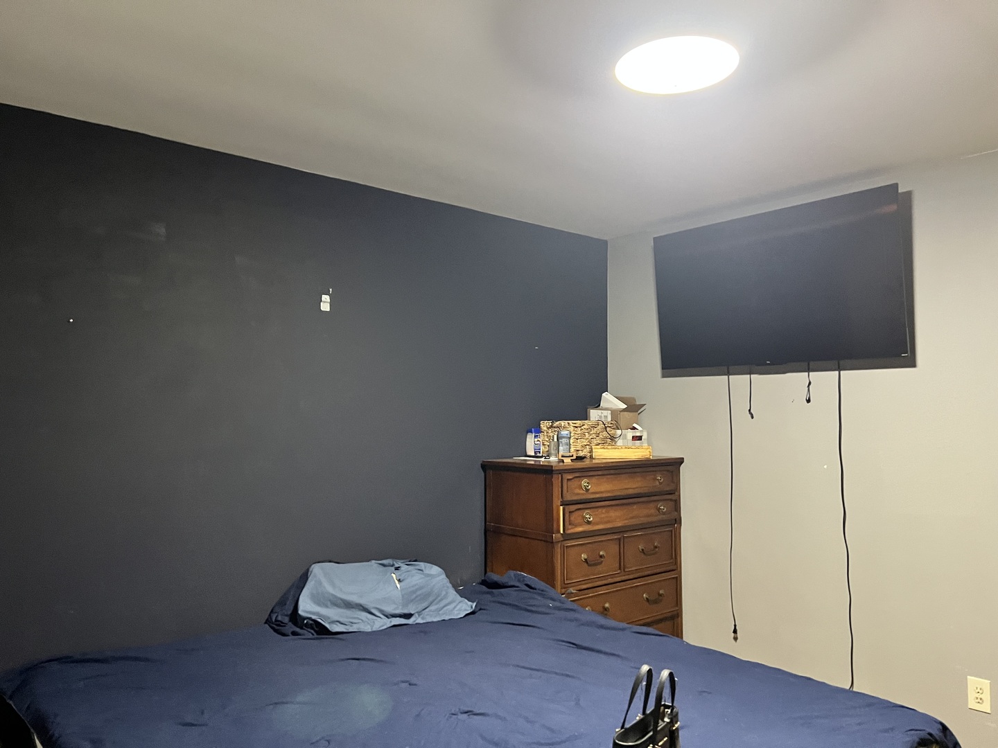 841 South High Street Paxton, IL 60957 - Photo 3 of 6 a room with toys and a table