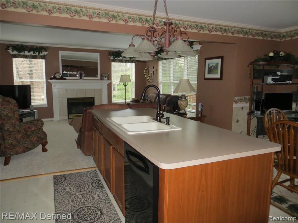 2721 Long Meadow Lane Rochester Hills, MI 48307 - Photo 4 of 26