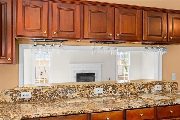 $479,999 | 3204 Peninsula Drive, Jamestown, NC 27282