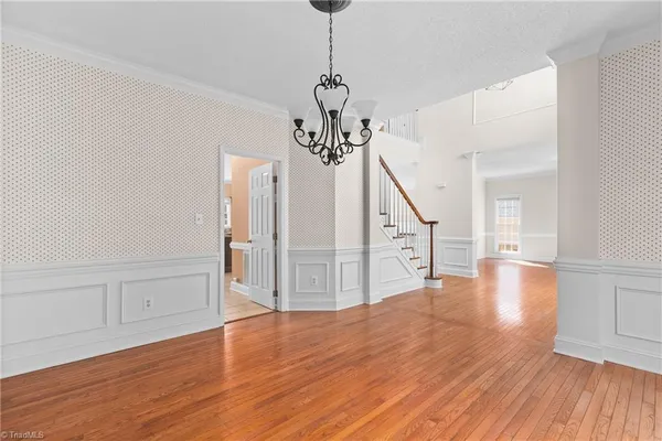 $479,999 | 3204 Peninsula Drive, Jamestown, NC 27282