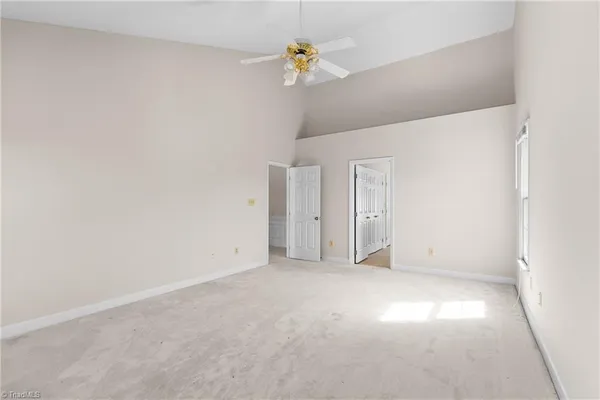 $479,999 | 3204 Peninsula Drive, Jamestown, NC 27282