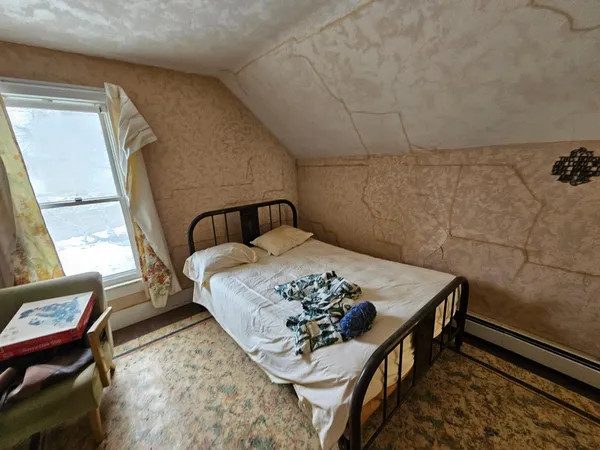 $34,999 | 216 Main Street West, Mayville, ND 58257