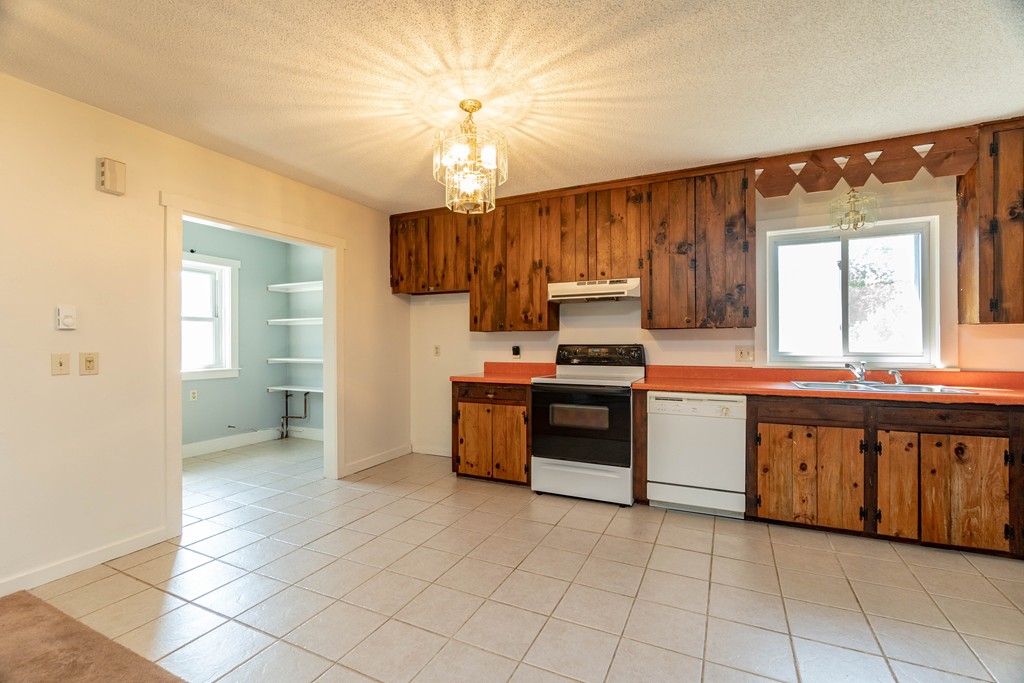 108 Main Road Westhampton, MA 01027 - Photo 15 of 30