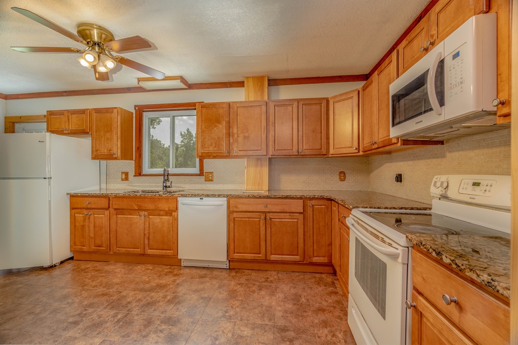 108 Main Road Westhampton, MA 01027 - Photo 6 of 30