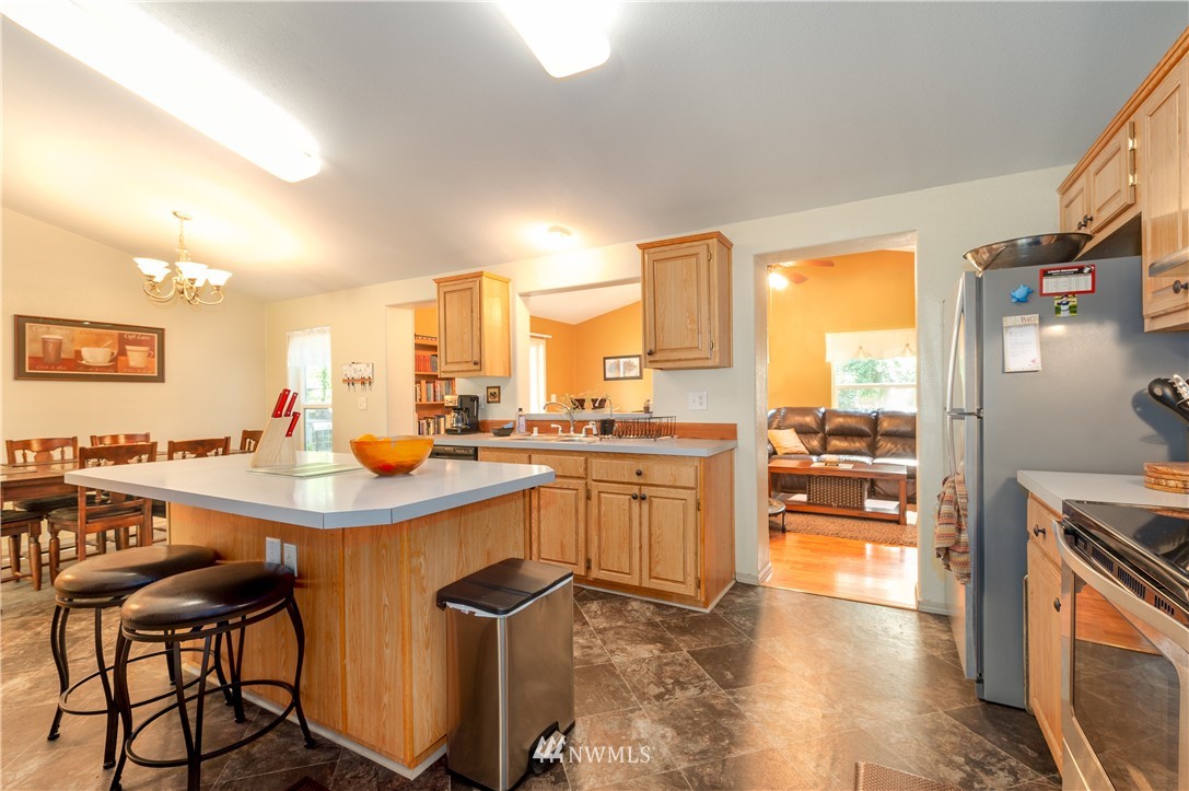 5458 Marshall Hill Road Deming, WA 98244 - Photo 14 of 25