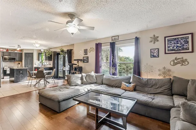 $419,900 | 1028 Fox Trail Avenue, Minneola, FL 34715