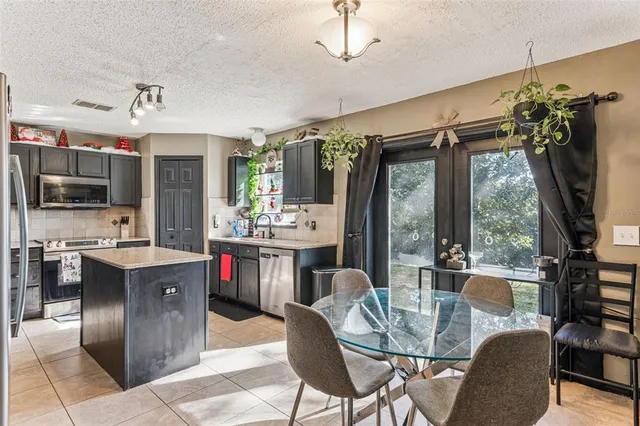 $419,900 | 1028 Fox Trail Avenue, Minneola, FL 34715