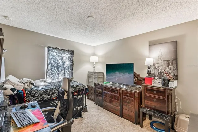 $419,900 | 1028 Fox Trail Avenue, Minneola, FL 34715