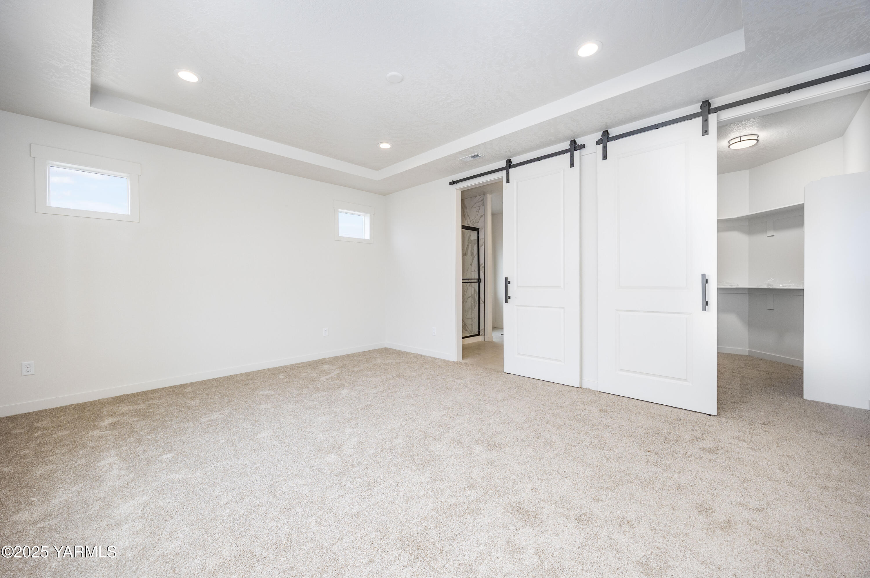 215 Shrute Road Prosser, WA 99350 - Photo 19 of 27 a view of an empty room