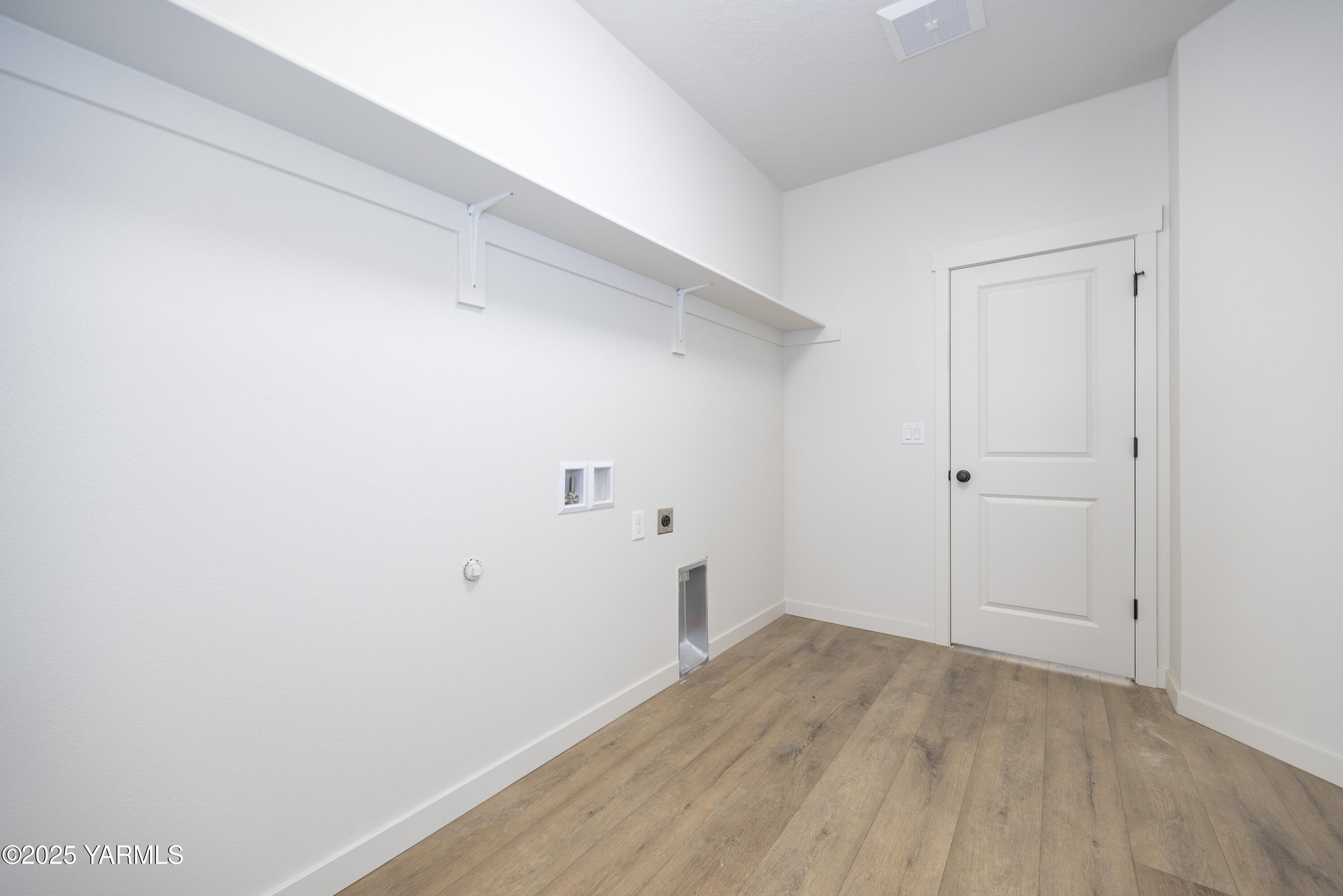 215 Shrute Road Prosser, WA 99350 - Photo 24 of 27 a view of small space